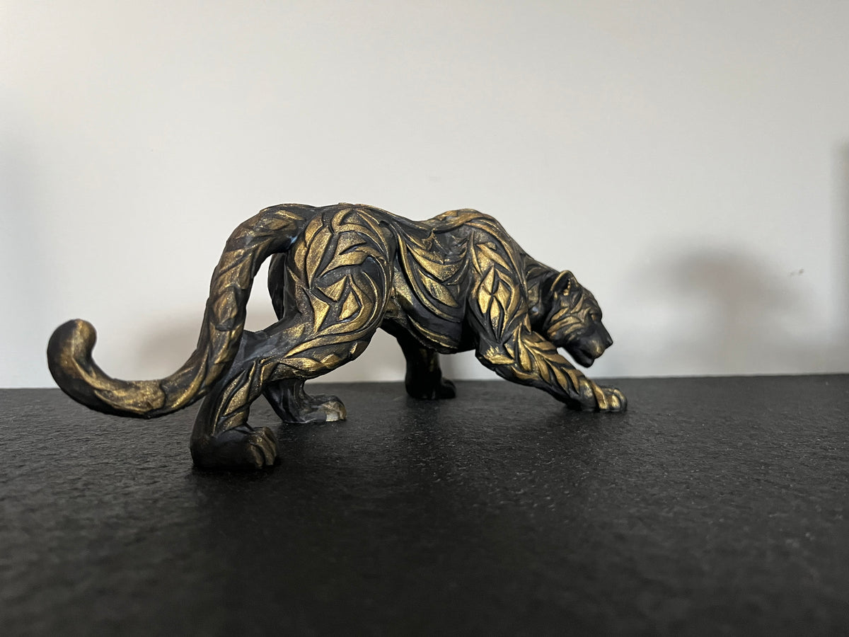 Handgeschilderde Panther – Uniek decoratiestuk in bronslook