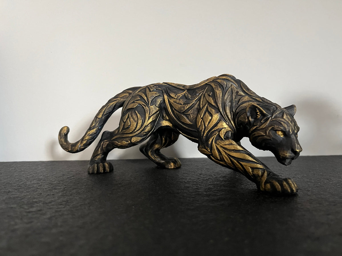 Handgeschilderde Panther – Uniek decoratiestuk in bronslook