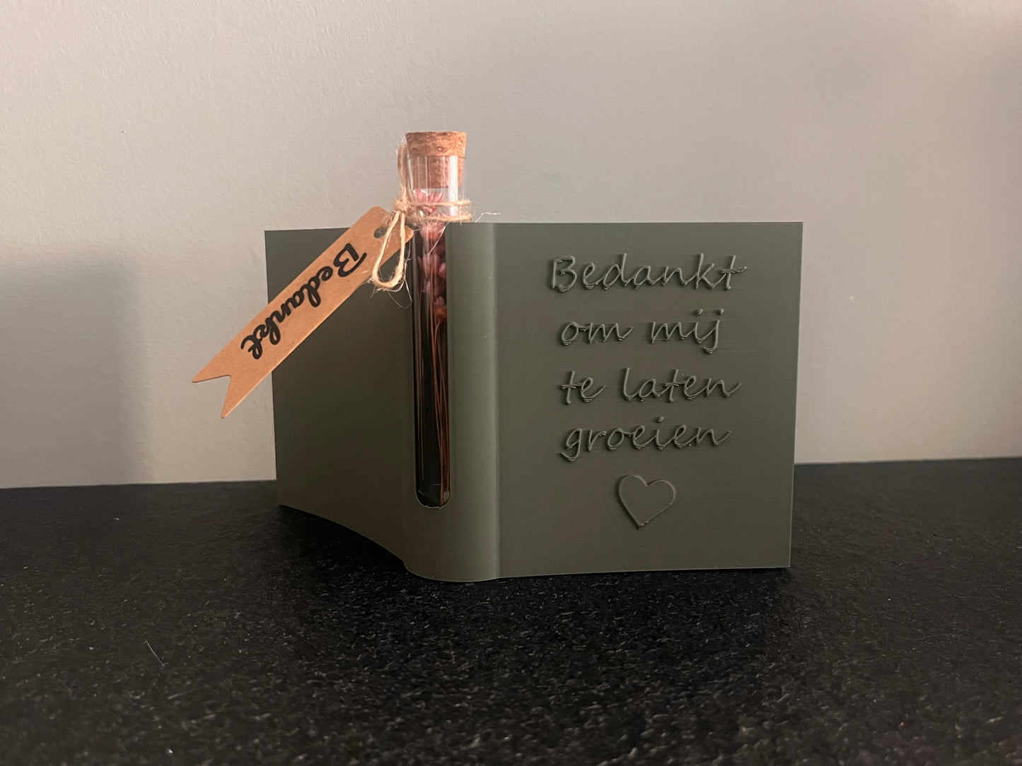 Gepersonaliseerd Open Boek met Droogbloemen | Origineel Bedankje voor Juf of Meester