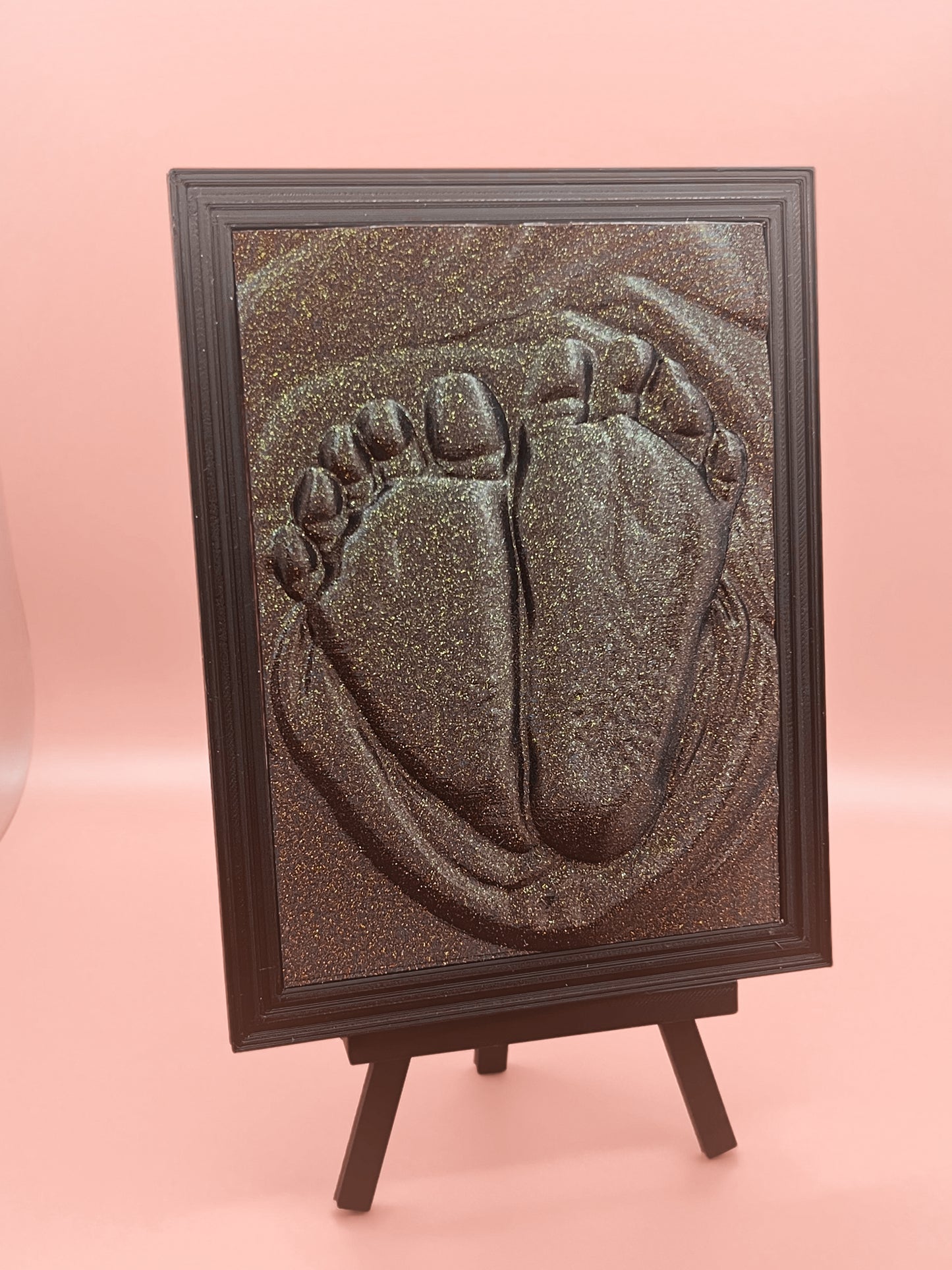 Reliëfportret in kader – Gepersonaliseerd 3D-kunstwerk met ezelstandaard