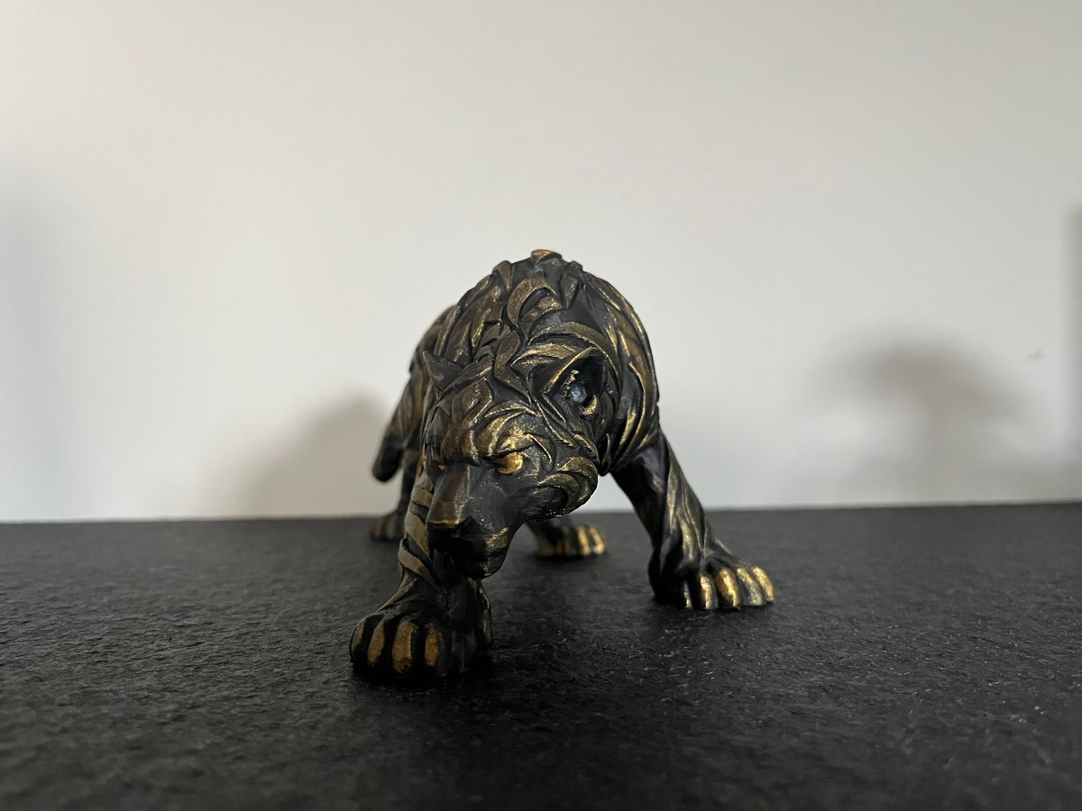 Handgeschilderde Panther – Uniek decoratiestuk in bronslook