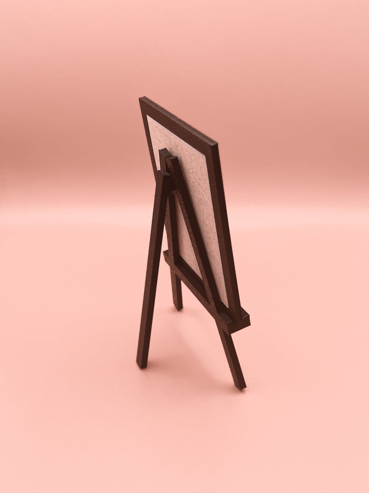 Reliëfportret in kader – Gepersonaliseerd 3D-kunstwerk met ezelstandaard